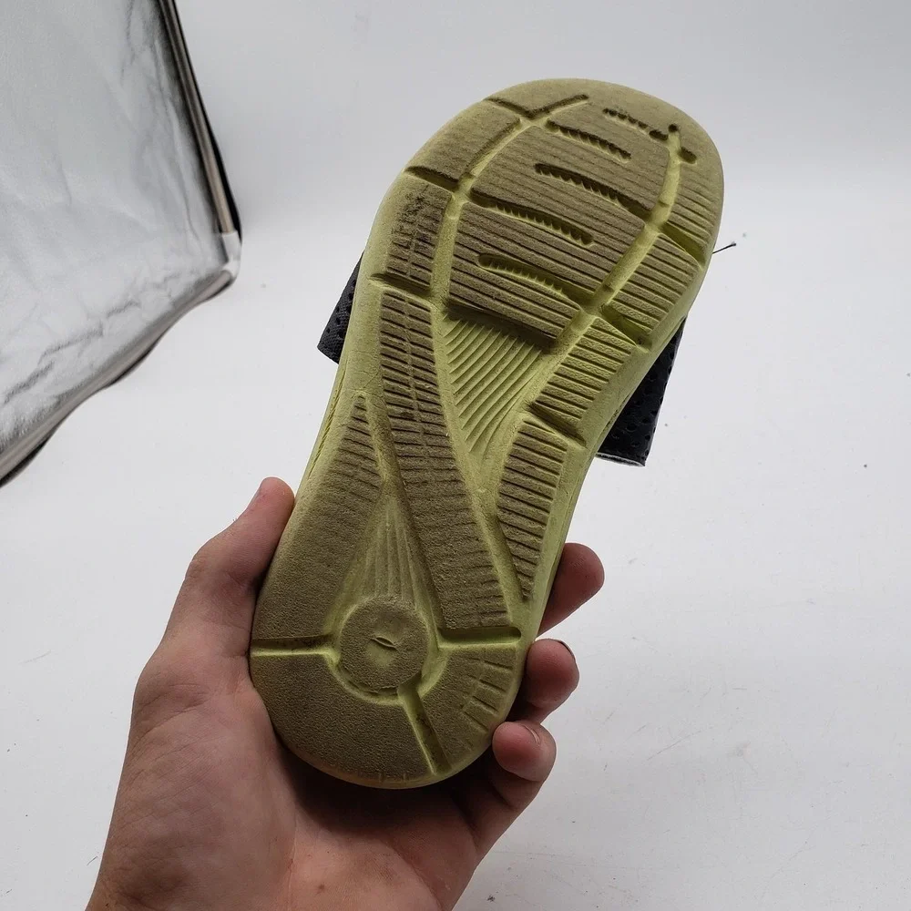 Under Armour Shoes Kids Size 3 Black Slide Sandals Adjustable Strap‎ Logo Casual